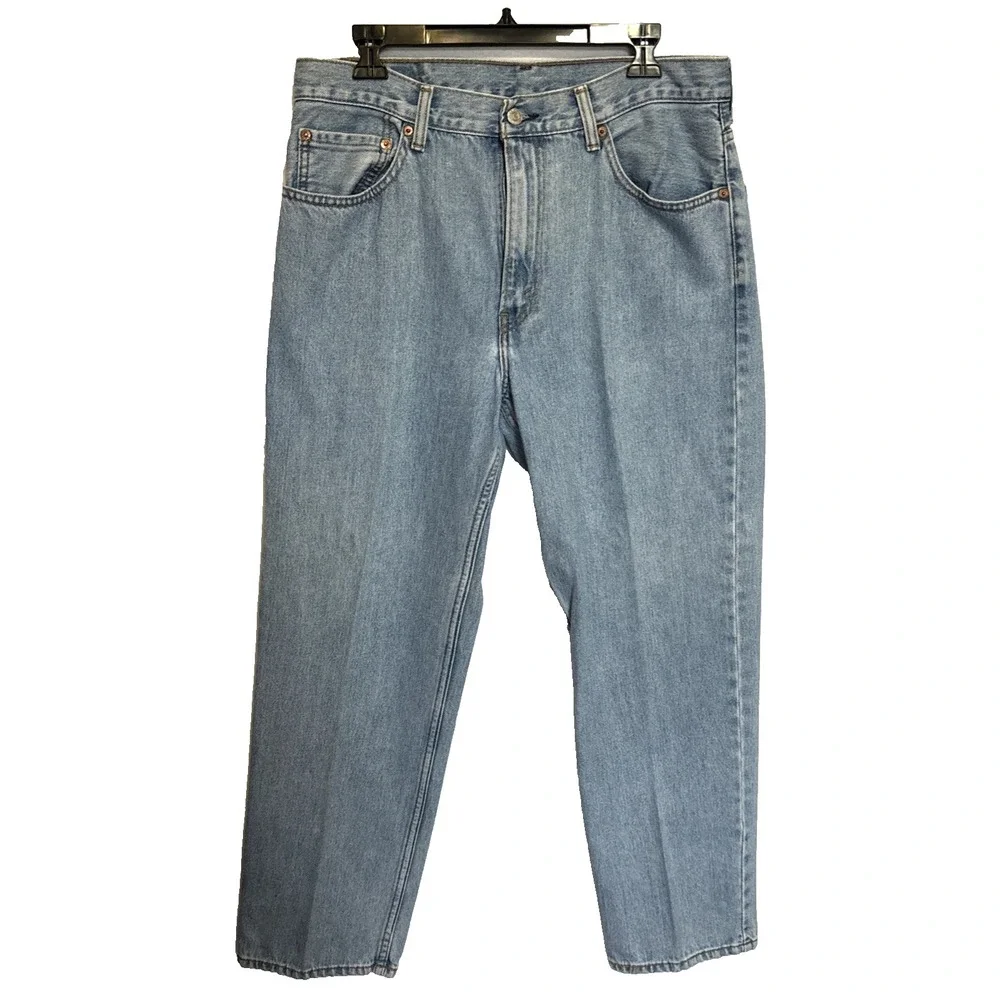 Levis levis 550